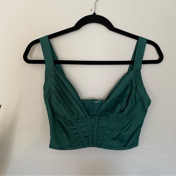 Windsor Top - Picture 2 of 4